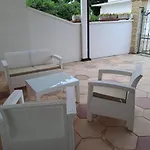Lory - - 300 Mt Dalla Ferienhaus