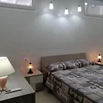 Lory - - 300 Mt Dalla Ferienhaus *