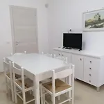 Lory - - 300 Mt Dalla Ferienhaus *