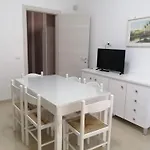 Lory - - 300 Mt Dalla Ferienhaus Torre Lapillo