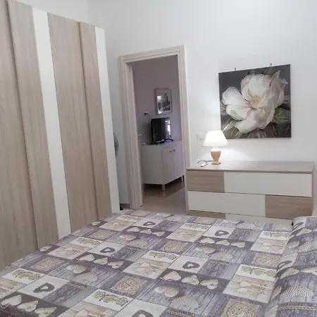 Ferienhaus Lory - - 300 Mt Dalla
