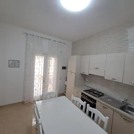 Lory - - 300 Mt Dalla Ferienhaus Torre Lapillo