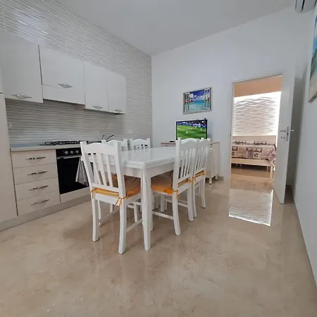 Lory - - 300 Mt Dalla Ferienhaus