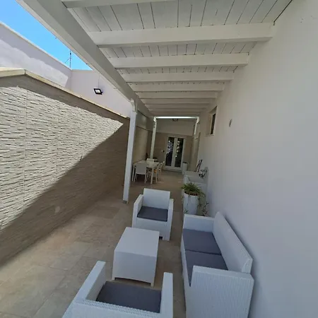 Lory - - 300 Mt Dalla * Torre Lapillo